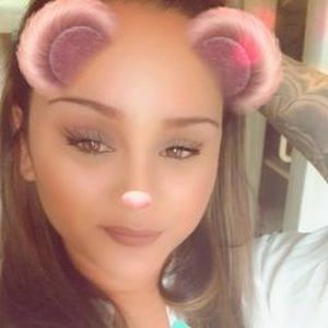 Meet your Posher, Jenelle